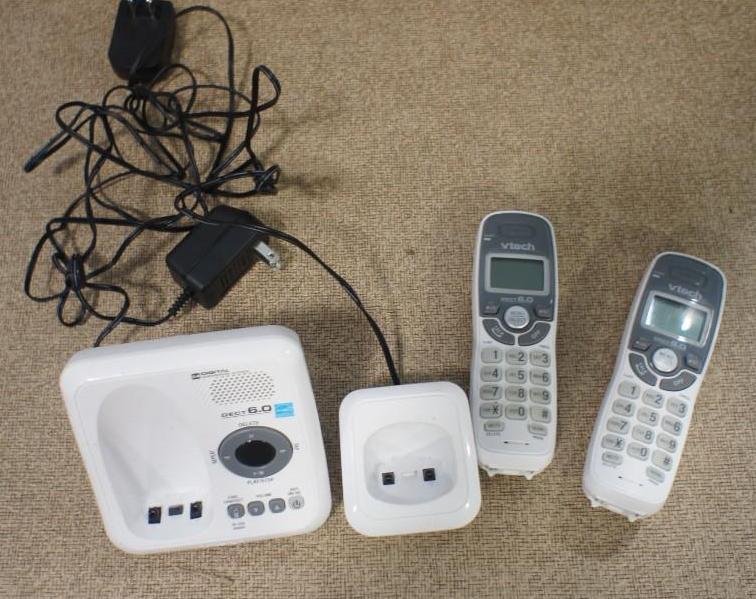 lot 99 image: VTech Cordless Phone Set &quot2 ch...