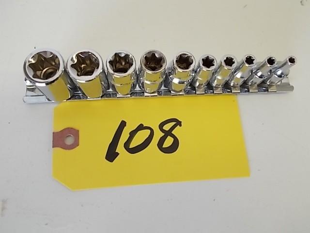 lot 108 image: Torx Sockets, E4-E18...