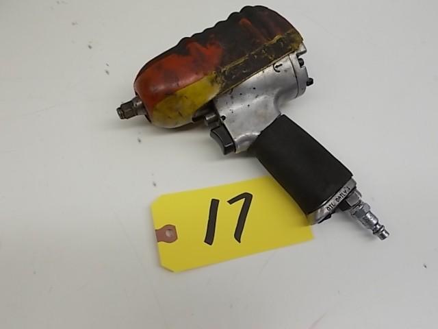 lot 17 image: Mac AW376 38" Air Impact...