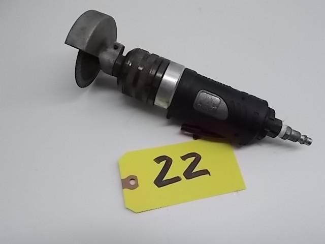 lot 22 image: Mac AT-35 Flex Cut-Off Tool...