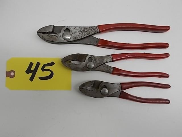 lot 45 image: (3) Mac Pliers...
