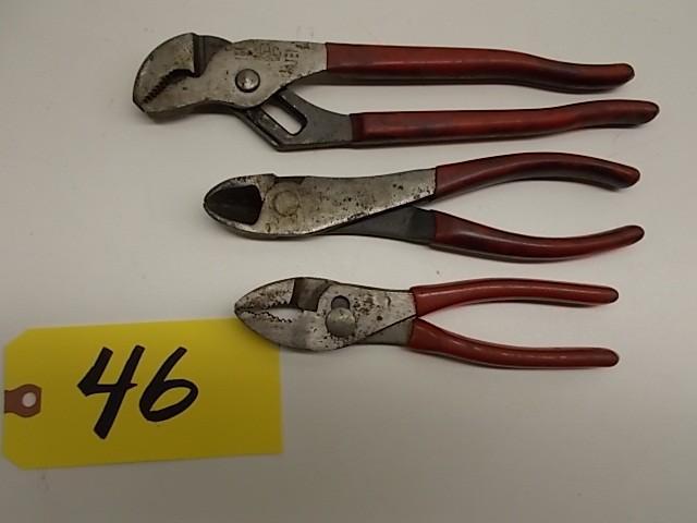 lot 46 image: (2) Mac Pliers & Mac Side Cutte...
