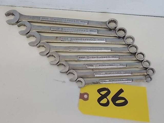 lot 86 image: Craftsman Wrenches 8, & 10-17...
