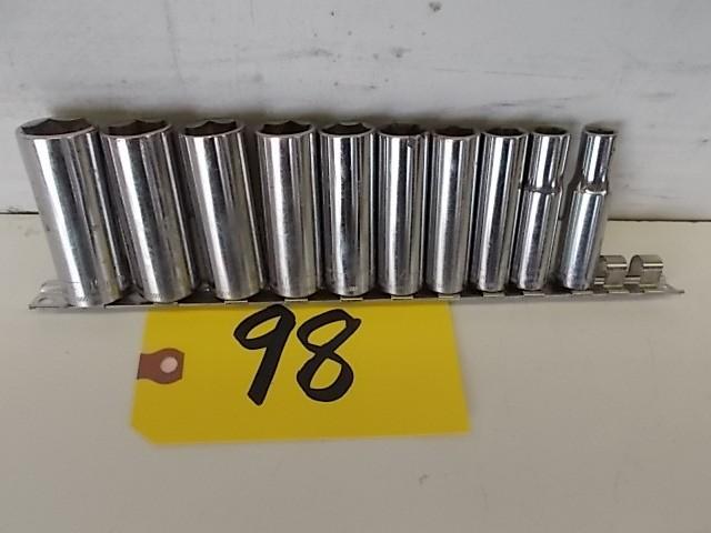 lot 98 image: Craftsman 38" Sockets, 9-10, ...