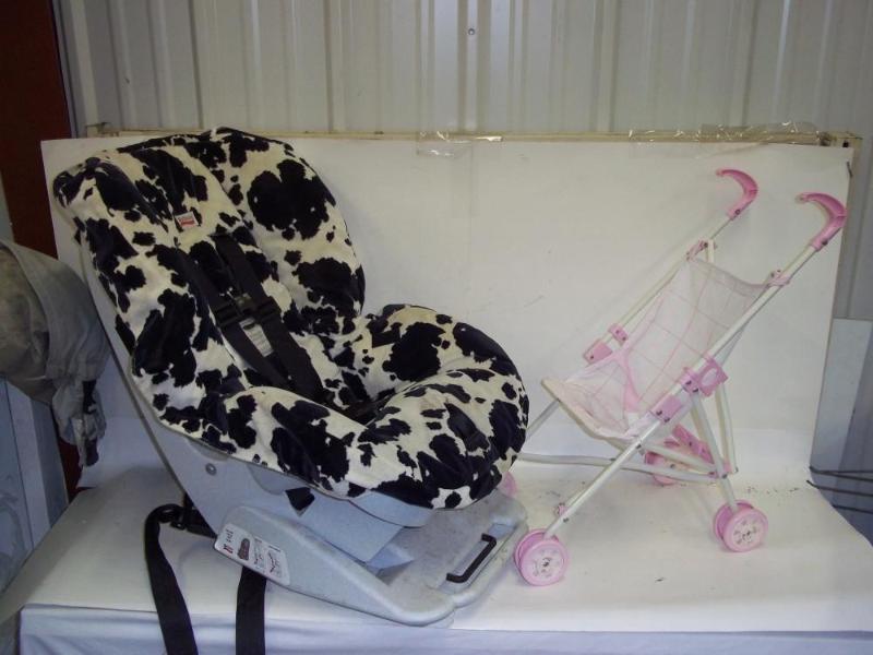 Car seat and kids stroller...