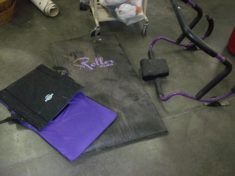 Exercise mat and sit up bar with st...