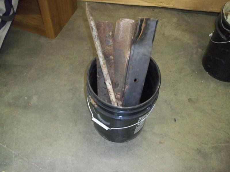 Mower Blades with 5 Gallon Plastic ...