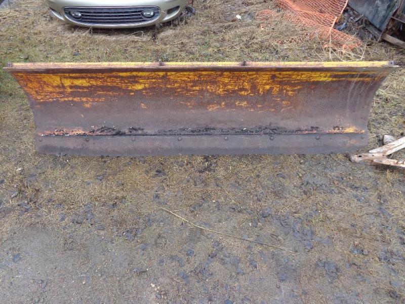 lot 1 image: Meyer 7 6" Snow Plow Snow Plo...