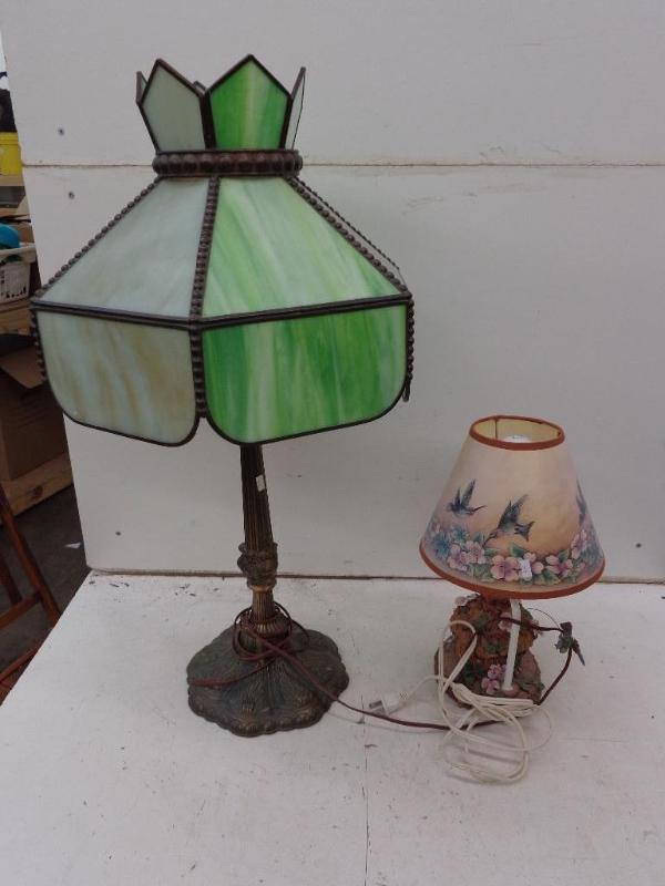 lot 10 image: Accurate Castings A4445 Lamp Lamp i...