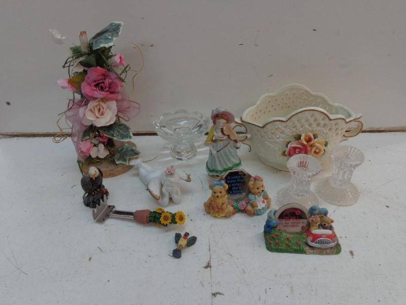 lot 119 image: Knick Knacks, Candle Holders, Table...