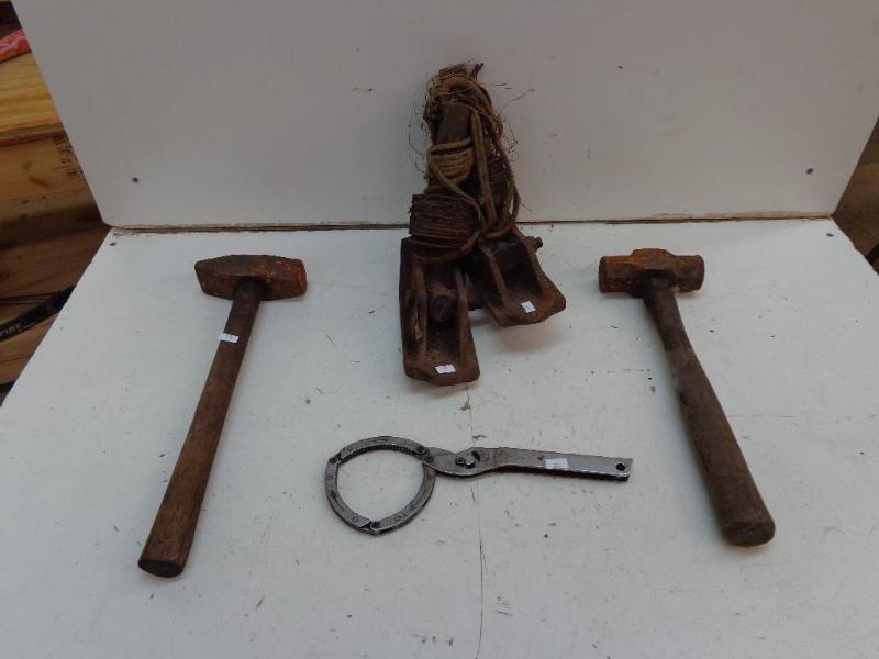 lot 132 image: 2 Hammers, Oil Filter Tool and More...