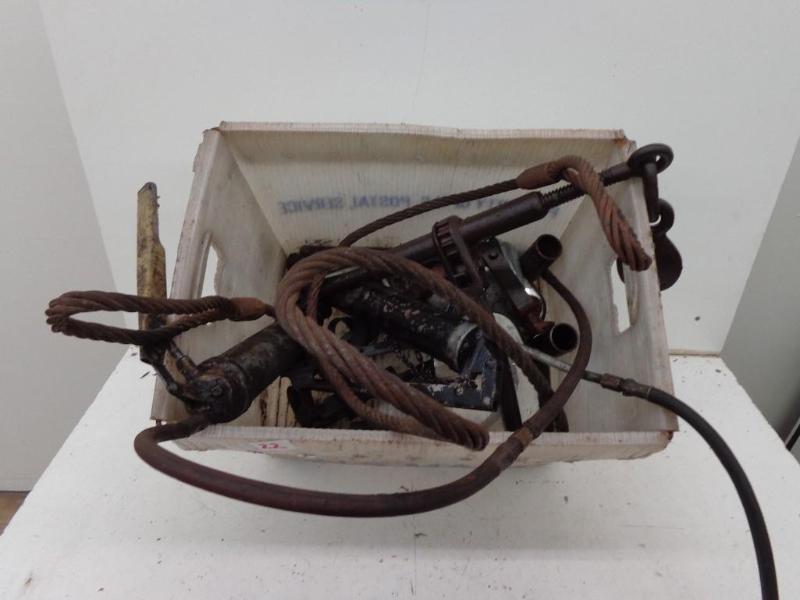 lot 22 image: Grease Guns, Chain Binders, Mirrors...