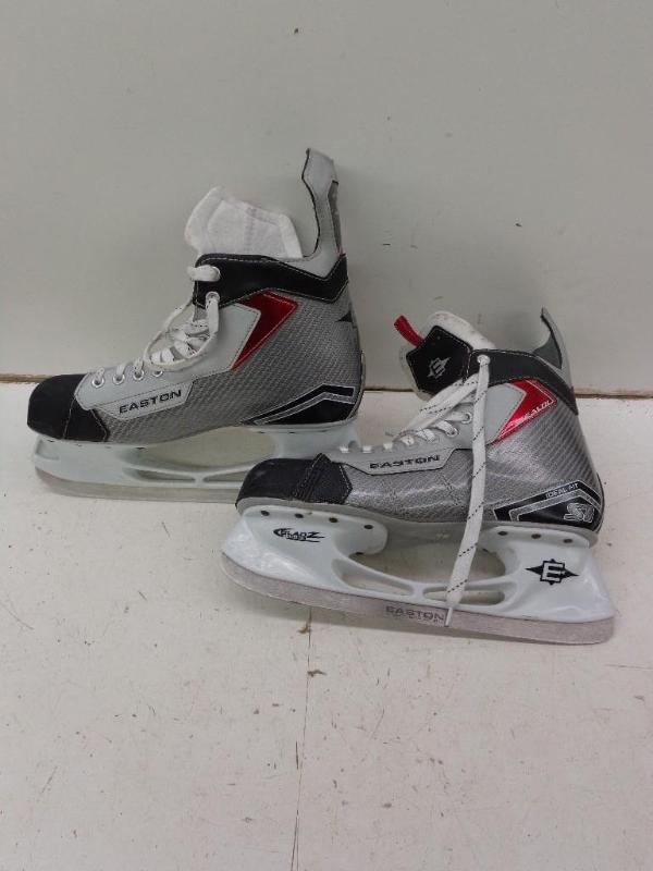 lot 29 image: Easter Stealth S1 Hockey Skates Siz...