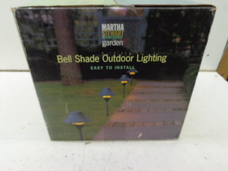 lot 32 image: Martha Stewart Everyday Garden Ligh...