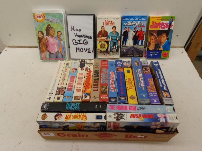 lot 49 image: Various VHS Movies Ace Ventura, Mee...