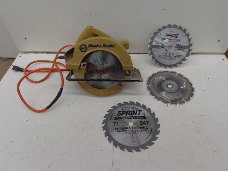 lot 51 image: Black and Decker 7.5" Circular...