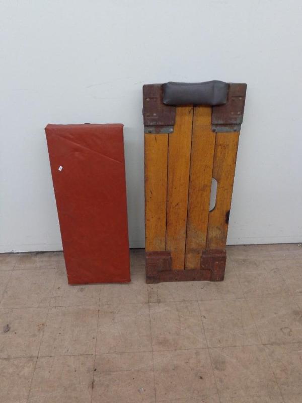 lot 68 image: 2 Floor Rolling Creepers 36" x...