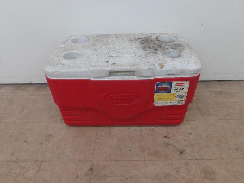 lot 88 image: Coleman 50 Qt. Cooler Needs Cleanin...