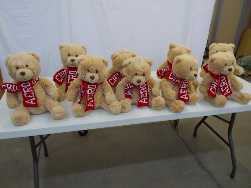 lot 32 image: Brand New promotional teddy bears. ...