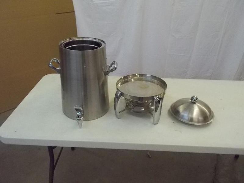 lot 37 image: Large stainless steel coffee warmer...