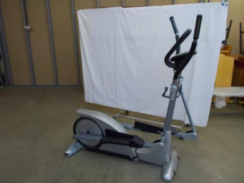 lot 6 image: Elliptical machine.   Thi...