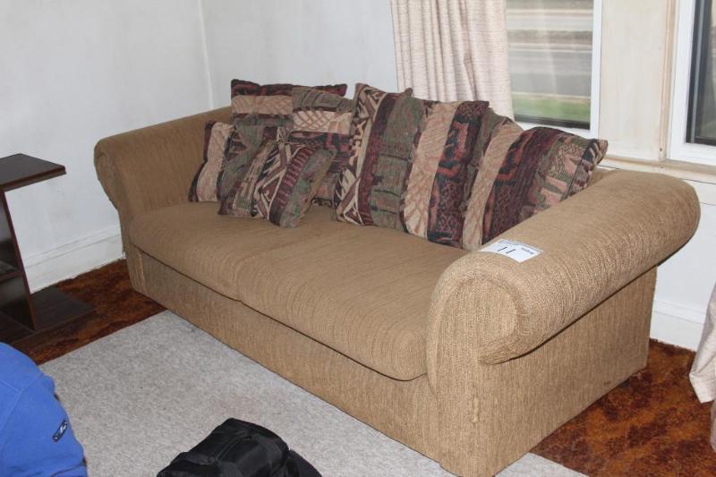 lot 11 image: Sofa, 2 Seat, slightly worn, with (...