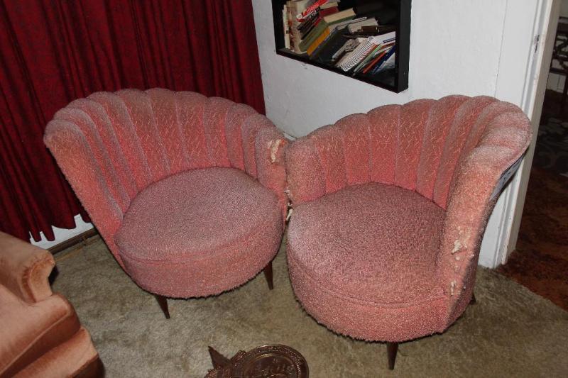 lot 37 image: Lot of (2) Single, Circular, Sofa C...