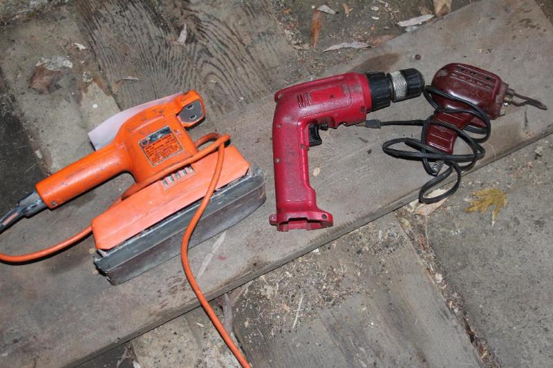 lot 6 image: Lot of (3) Items (1) Dual Action S...