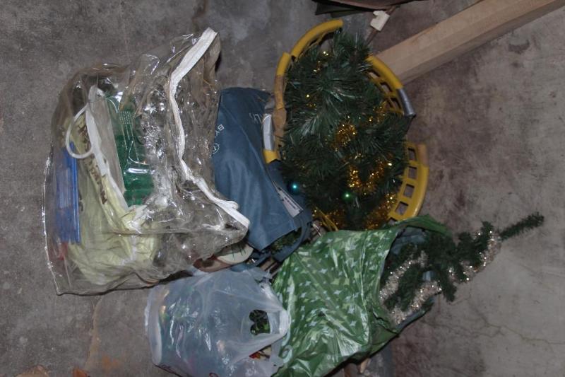 lot 60 image: Various Christmas Tree Parts, Decor...