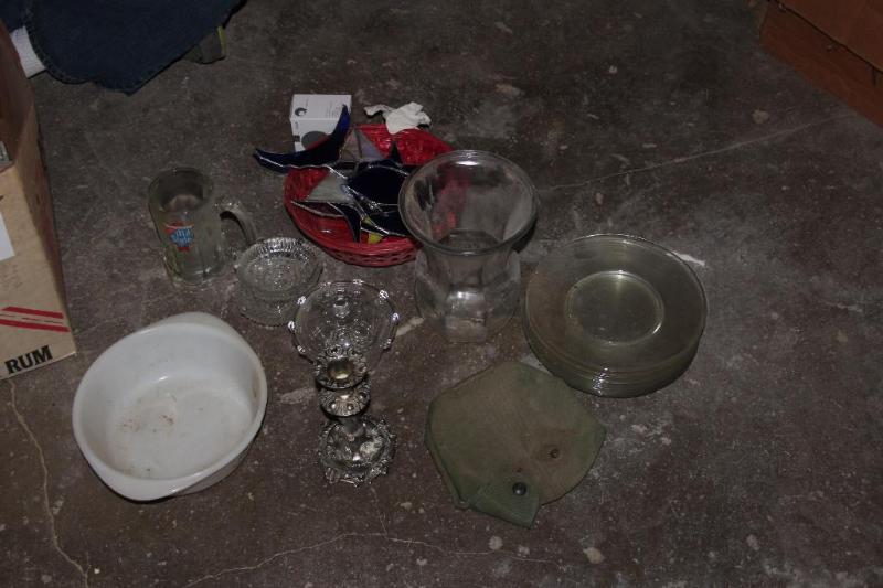 lot 71 image: Miscellaneous Lot (1) Metal Candle...