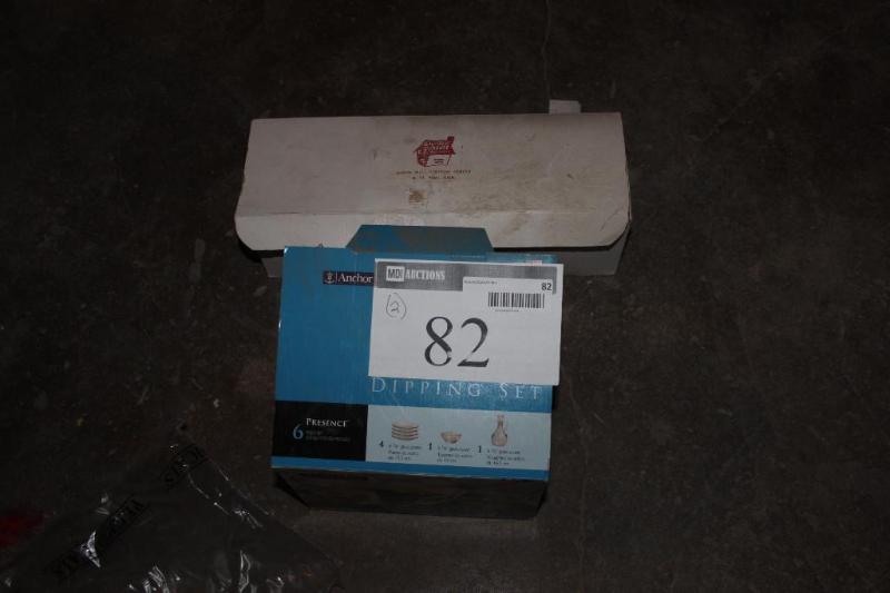 lot 82 image: Lot of (2) Items (1) Bread Dipping...