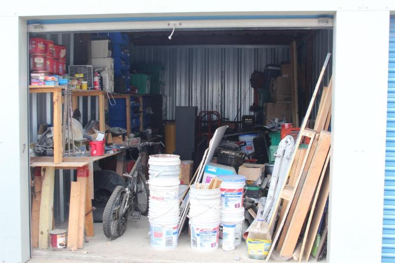 10 x 25 Storage Unit, Miscellaneo...