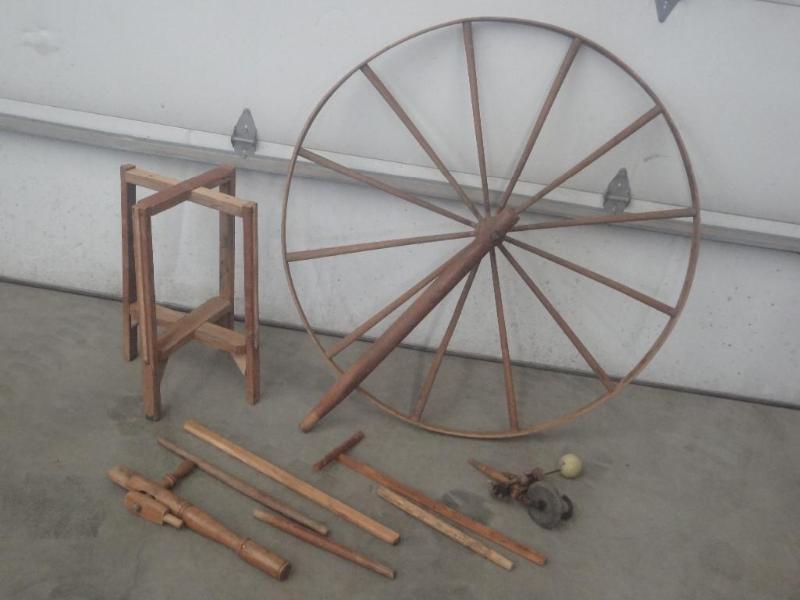 lot 121 image: Vintage Spinning Wheel With Stand &...