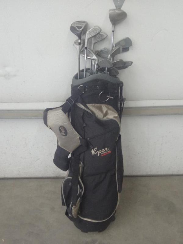 lot 133 image: (1) Complete Set Of Right Hand Golf...