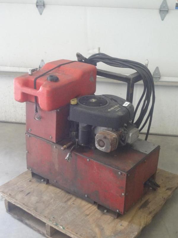 lot 46 image: Start-All Gas-Powered Industrial St...