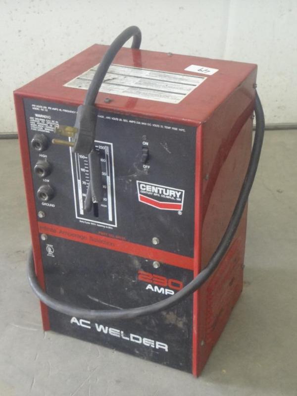lot 49 image: Century 230Amp Arc Welder...