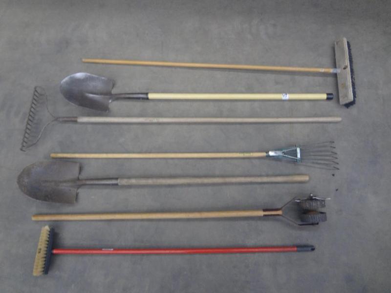 lot 90 image: Lot Of (7) Misc Hand Tools...