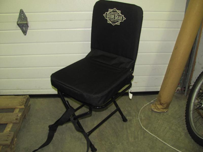 This NEW GUIDE GEAR Deluxe Swivel G...