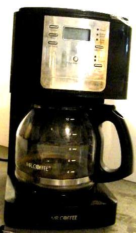lot 237 image: Mr Coffee 12 Cup Programmable Coffe...