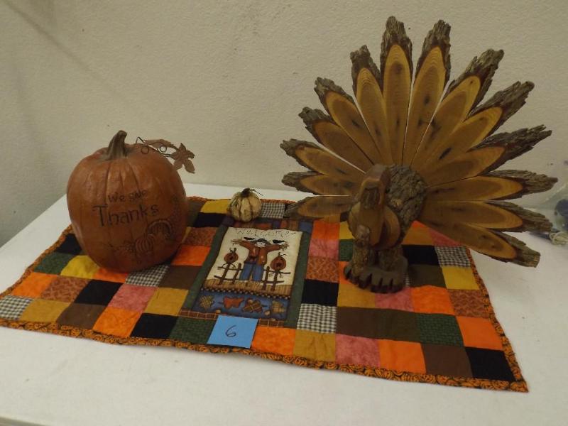 Turkey, Pumpkin, with quilted runne...