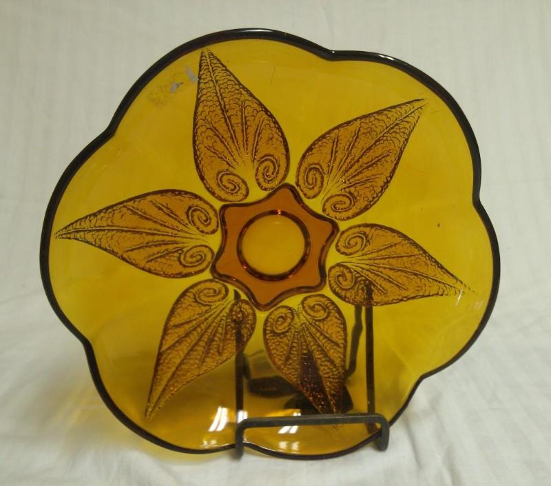 Vintage Amber Plate Flower shaped...