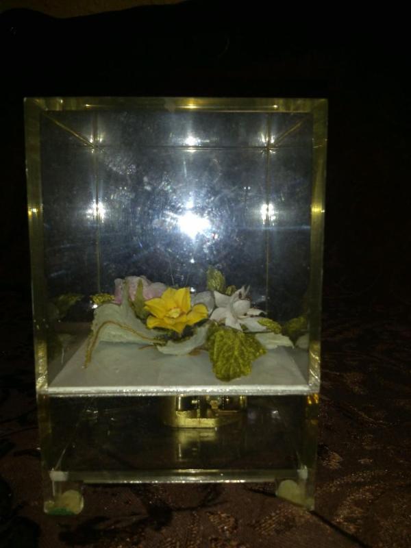 Vintage Lucite Box Music Box...