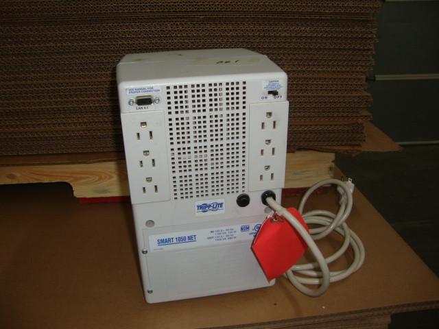lot 104 image: Tripp-Lite Smart 1050 Net UPS (unin...