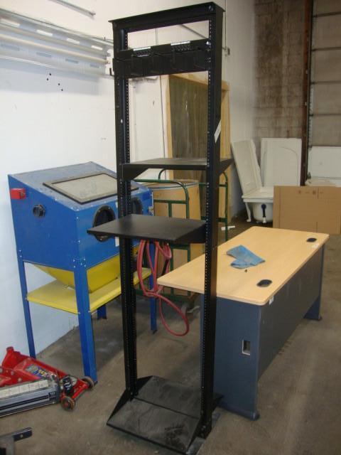 lot 113 image: Server Rack with 12 post switch, 20...