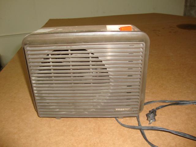 lot 147 image: Presto Heater Fan, model 0781301...