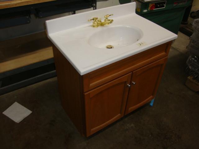 lot 155 image: Bathroom Vanity Sink, 31in x 19in x...