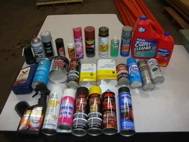 lot 158 image: Lot of Paint & Household Chemic...