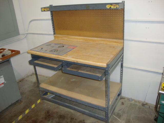 lot 174 image: Work Bench, 48 14in x 26 12in x 6...