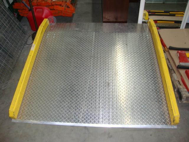 lot 22 image: Large Dock Plate with Side Rails, 6...