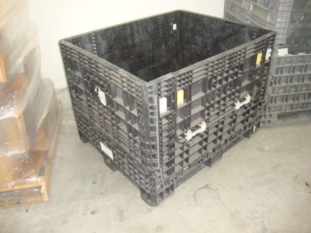 lot 23 image: Short Black Folding Shipping Contai...